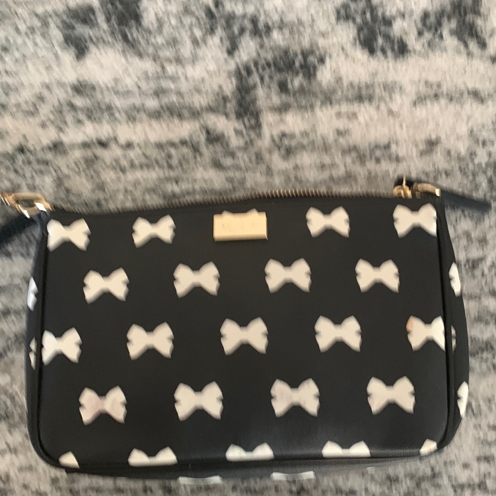 Kate Spade leather wristlet